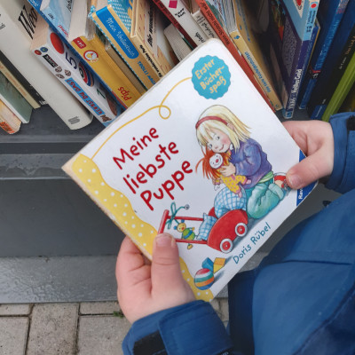 Bücherschrank